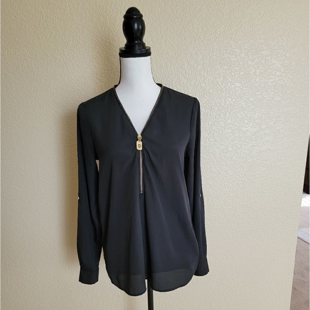 Michael Kors blouse - Picture 2 of 9